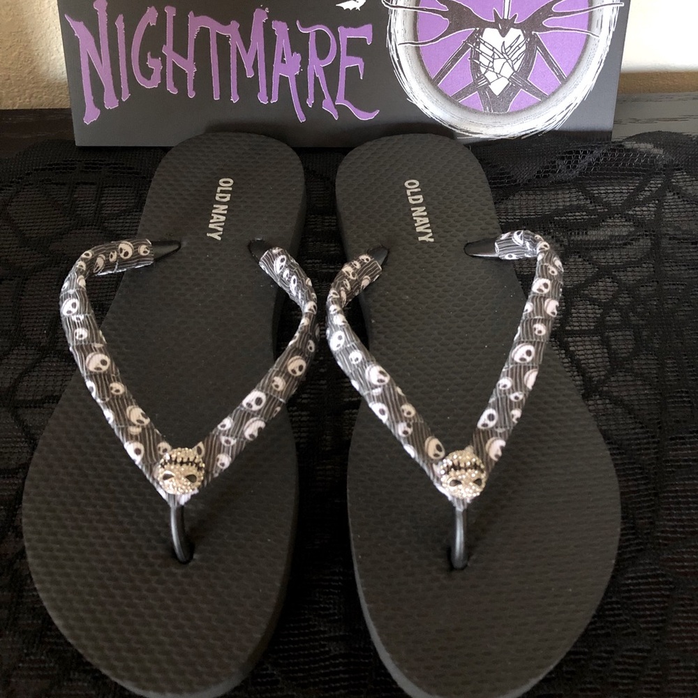 Jack Skellington Decorated Flip Flops 6